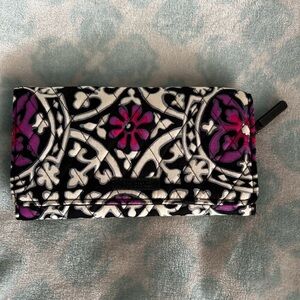 Vera Bradley RFID 3 in1 Crossbody Scroll Medallion Wristlet Mini Handbag MSRP$75